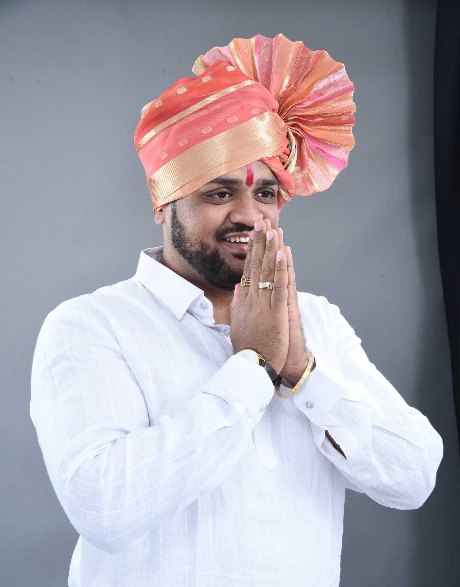 Politician in Rahatani